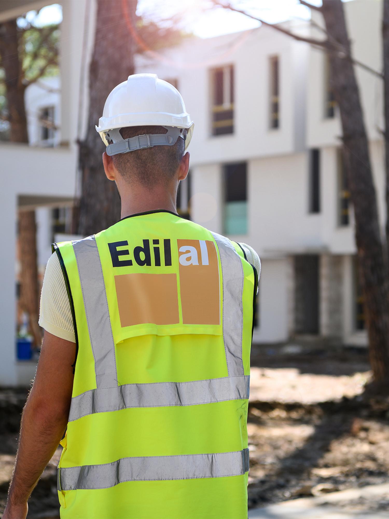 Edil-al site supervisor in a high-visibility vest at a Concord Group residential construction site